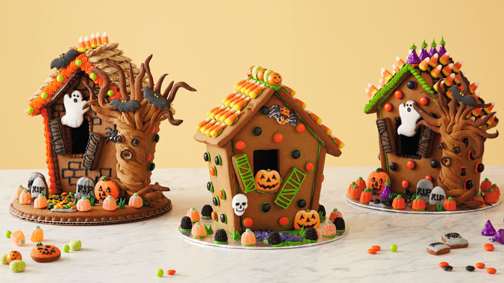 How to make a Halloween gingerbread house: 3 fun ideas