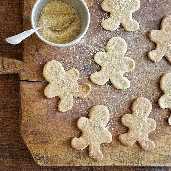 Pepparkakor cookies shaped like gingerbread men.