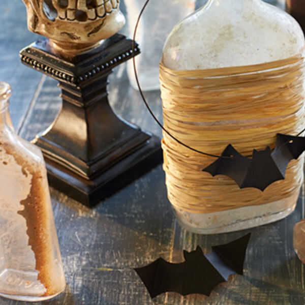 Halloween paper crafts: a little bit batty