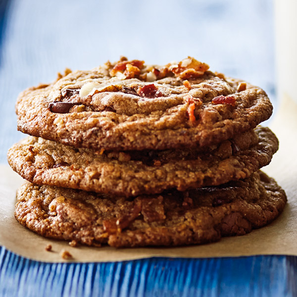 Bacon chocolate chip cookies with pieces of crispy bacon.