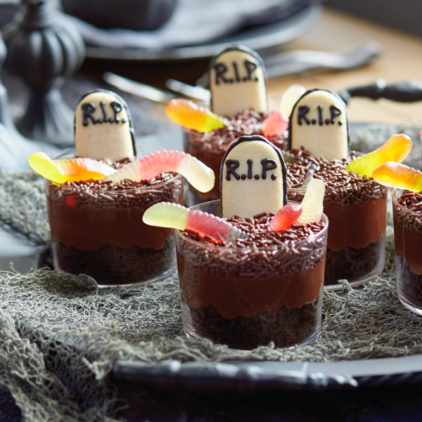 Graveyard Pudding Cups